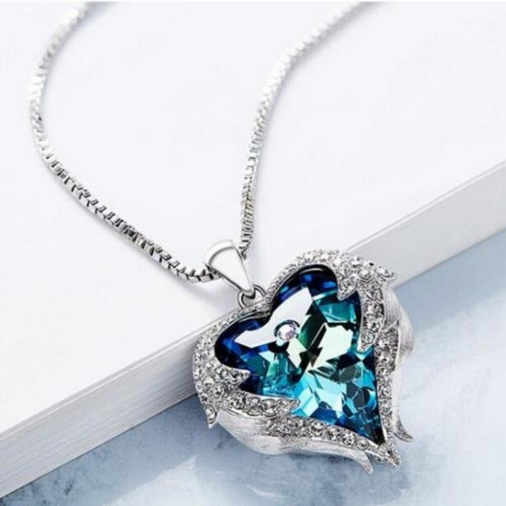 Angel Wings Crystal Heart Pendant Necklace Blue‎